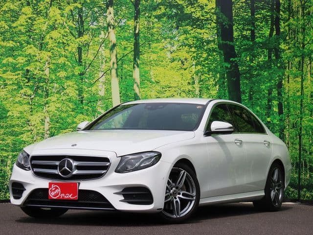 MERCEDES BENZ MERCEDES BENZ E class sedan