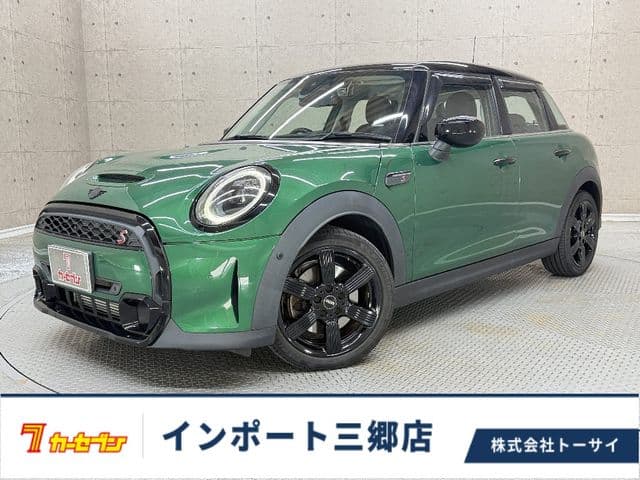 Car image 1