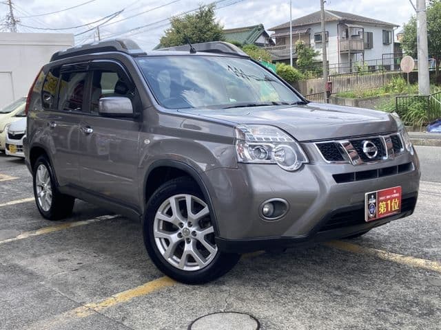 NISSAN X-TRAIL 4WD