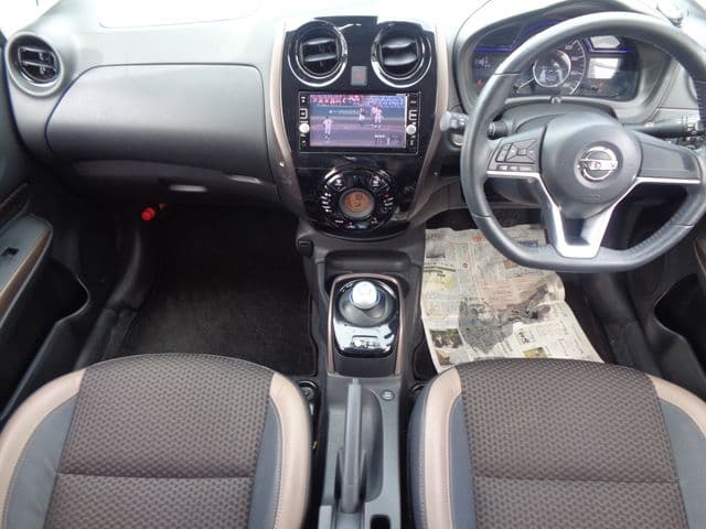 Car thumbnail 3