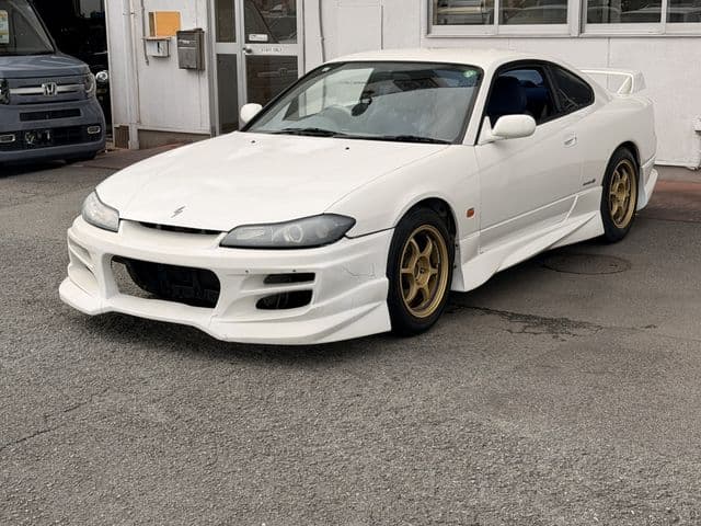 NISSAN SILVIA