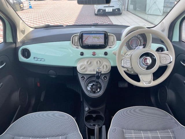 Car thumbnail 2