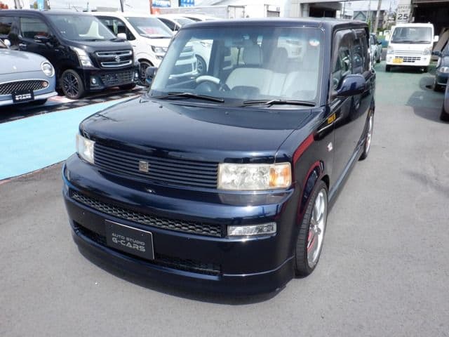 TOYOTA bB 4WD