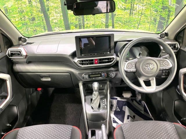 Car thumbnail 2