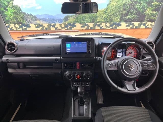 SUZUKI
