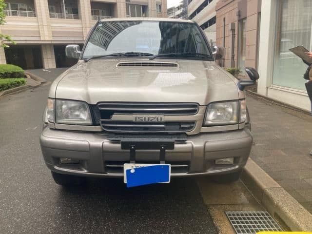 ISUZU