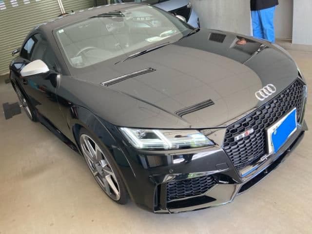 AUDI