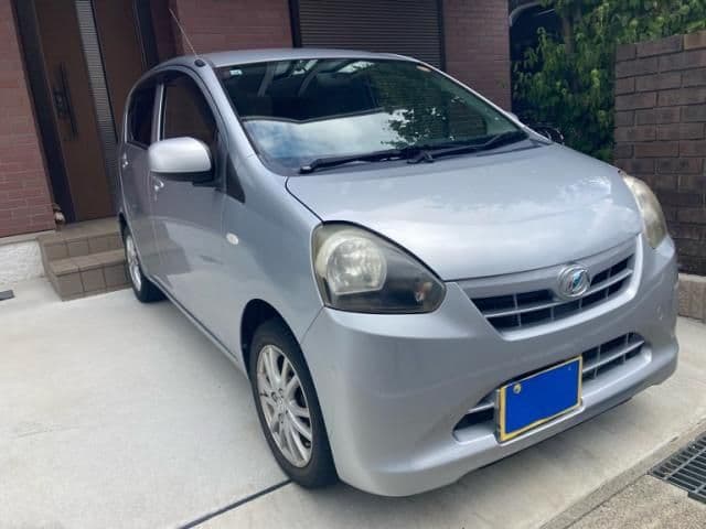 Car thumbnail 3