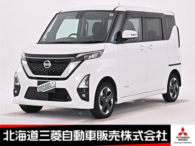 NISSAN ROOX 4WD