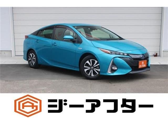 TOYOTA PRIUS PHV