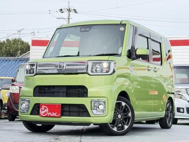 DAIHATSU WAKE