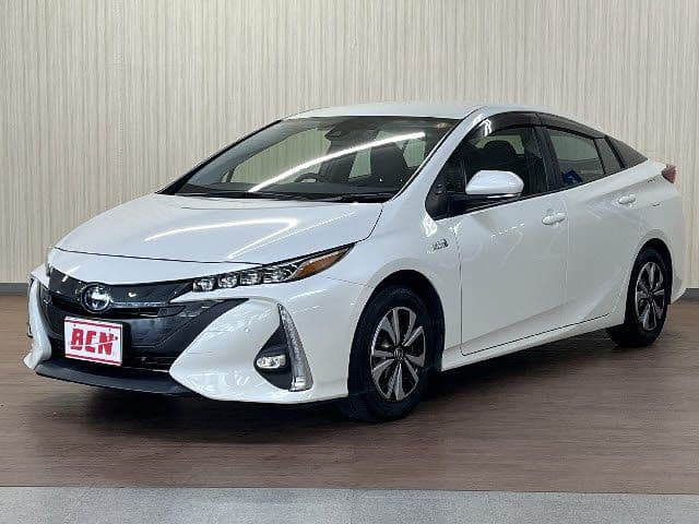 TOYOTA PRIUS PHV