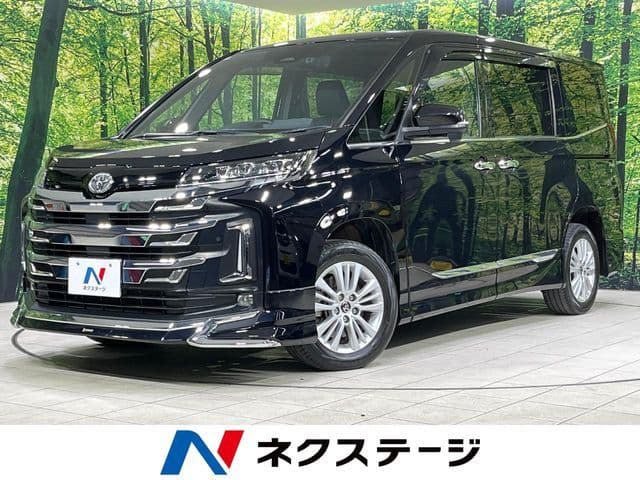 TOYOTA NOAH 4WD