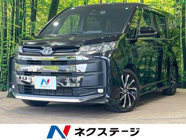 TOYOTA NOAH
