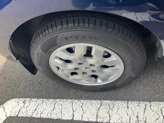 Car thumbnail 6
