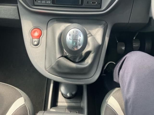Car thumbnail 15
