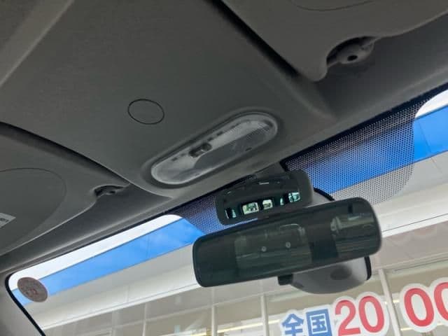 Car thumbnail 17