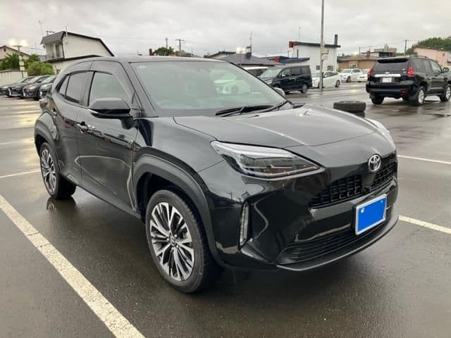 TOYOTA YARIS CROSS