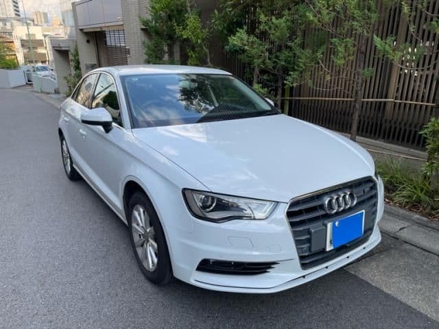 AUDI