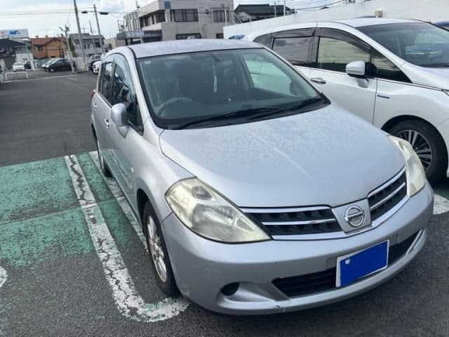 NISSAN