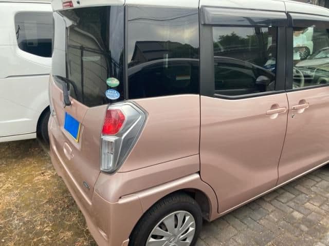 Car thumbnail 3