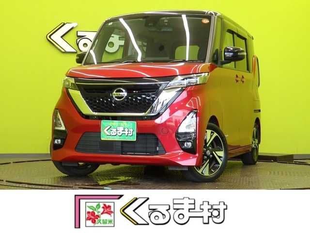 NISSAN