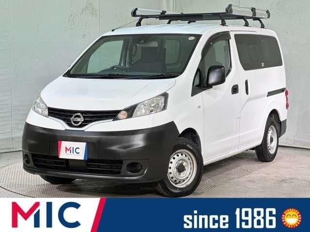 NISSAN NV200 VANETTE van