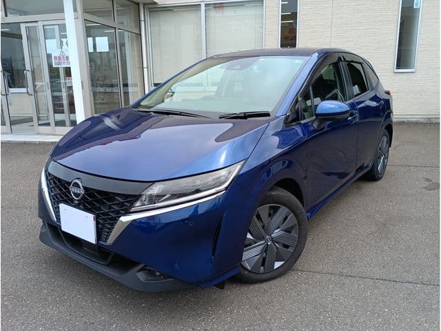 NISSAN
