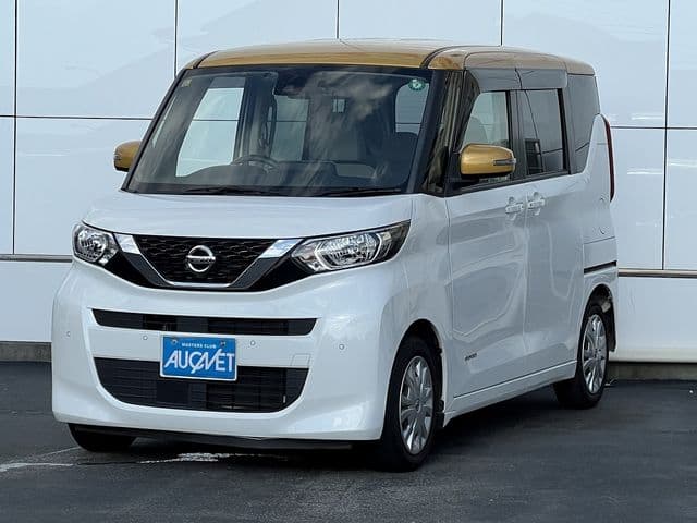 NISSAN ROOX