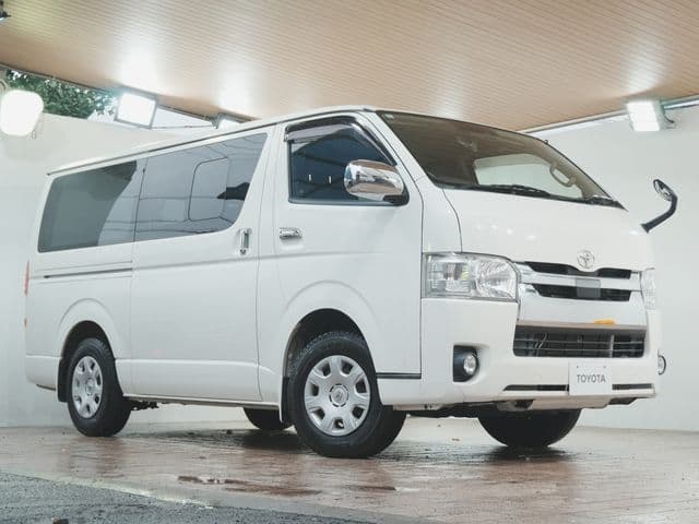 TOYOTA HIACE van 2WD