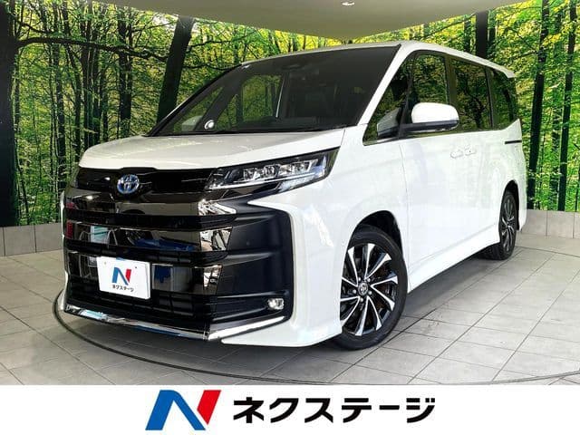 TOYOTA NOAH HYBRID