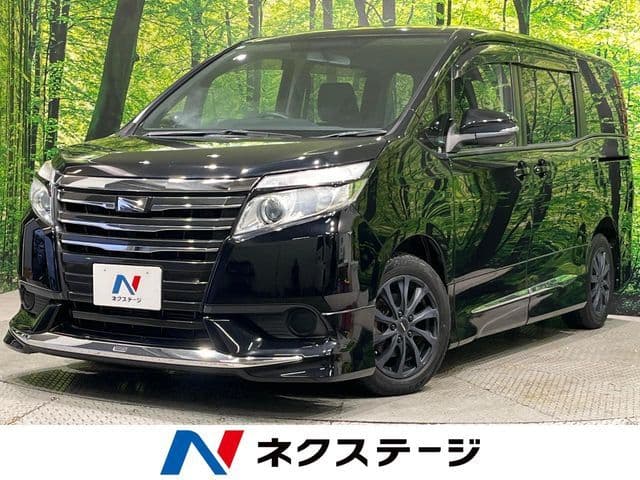TOYOTA NOAH