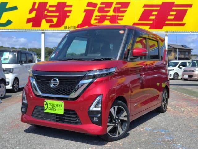 NISSAN ROOX