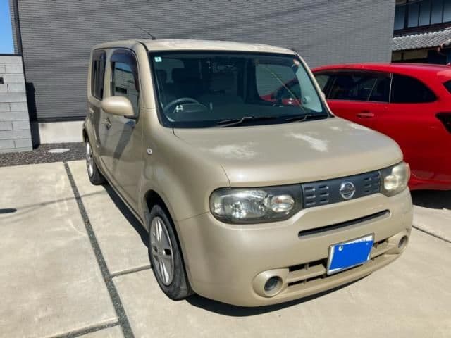NISSAN