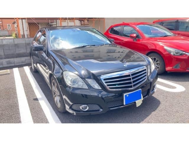 MERCEDES BENZ MERCEDES BENZ E class sedan