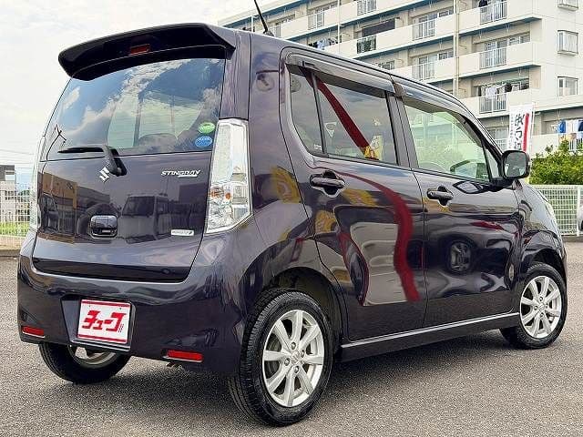 Car thumbnail 4