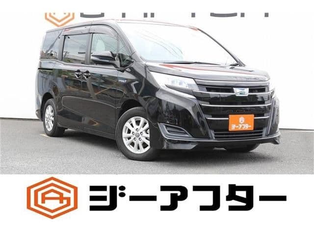 TOYOTA NOAH HYBRID
