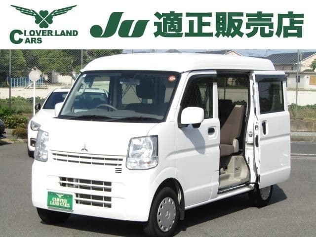 MITSUBISHI MINICAB van