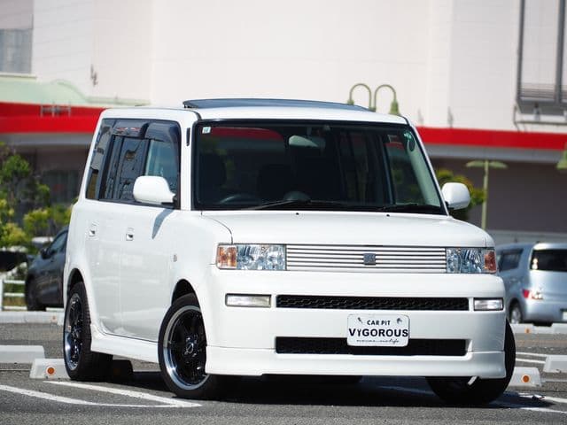 TOYOTA bB