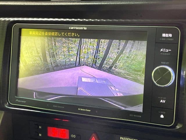 Car thumbnail 4