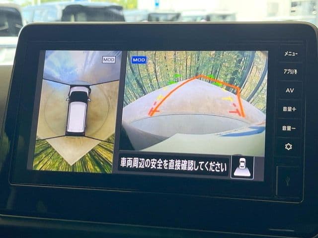 Car thumbnail 4