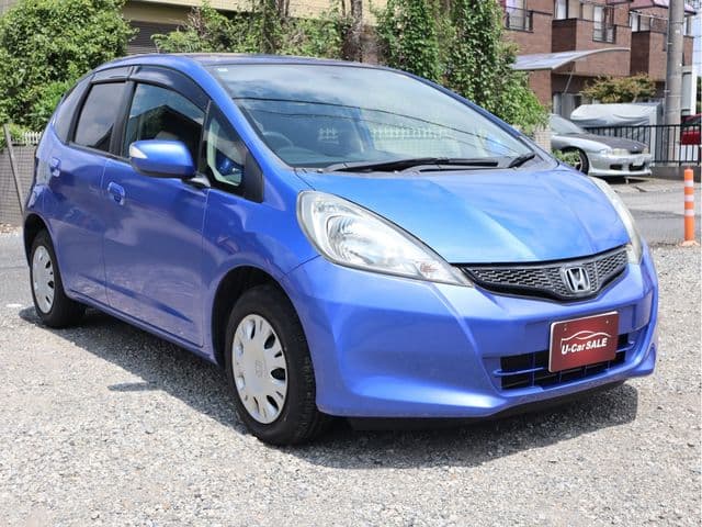 Car thumbnail 3