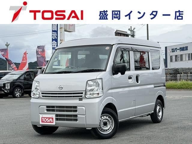 NISSAN NV100 CLIPPER 4WD