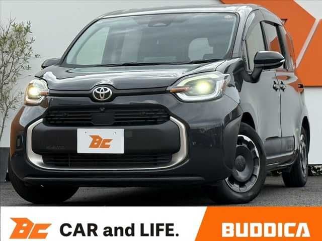 TOYOTA SIENTA HYBRID