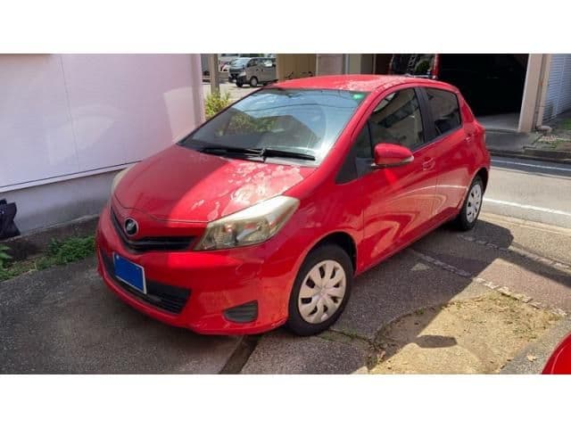 TOYOTA VITZ