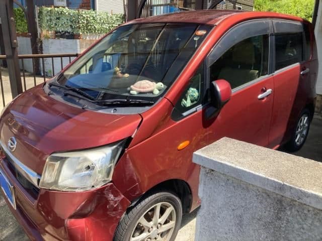 Car thumbnail 3