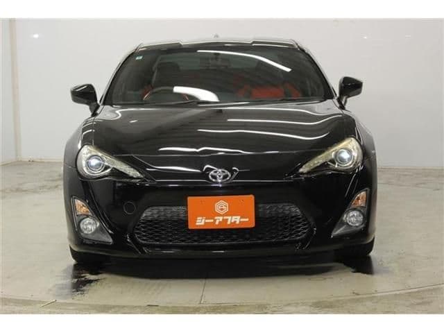 Car thumbnail 2