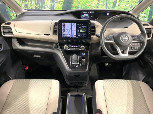 NISSAN