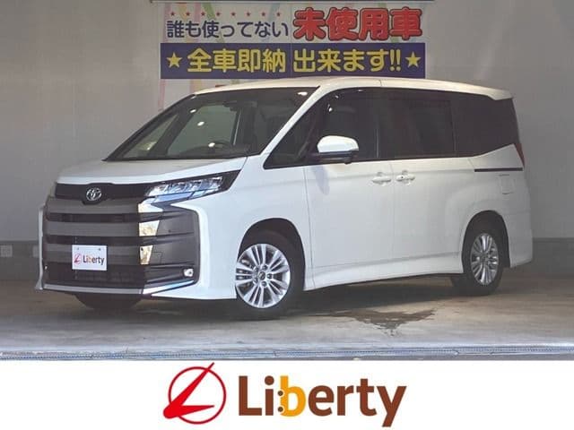 TOYOTA NOAH