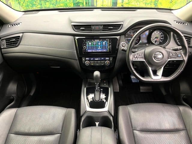 NISSAN